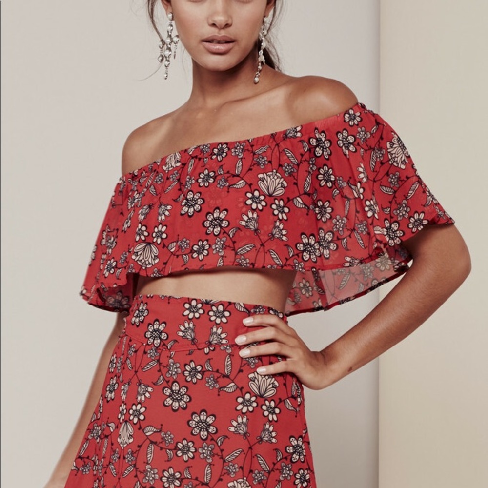 For Love & Lemons Pia Set. - Picture 3 of 3
